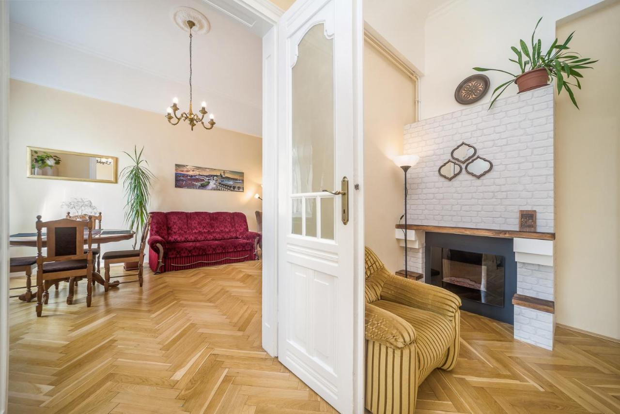 Vintage Apartment Pecs Ngoại thất bức ảnh