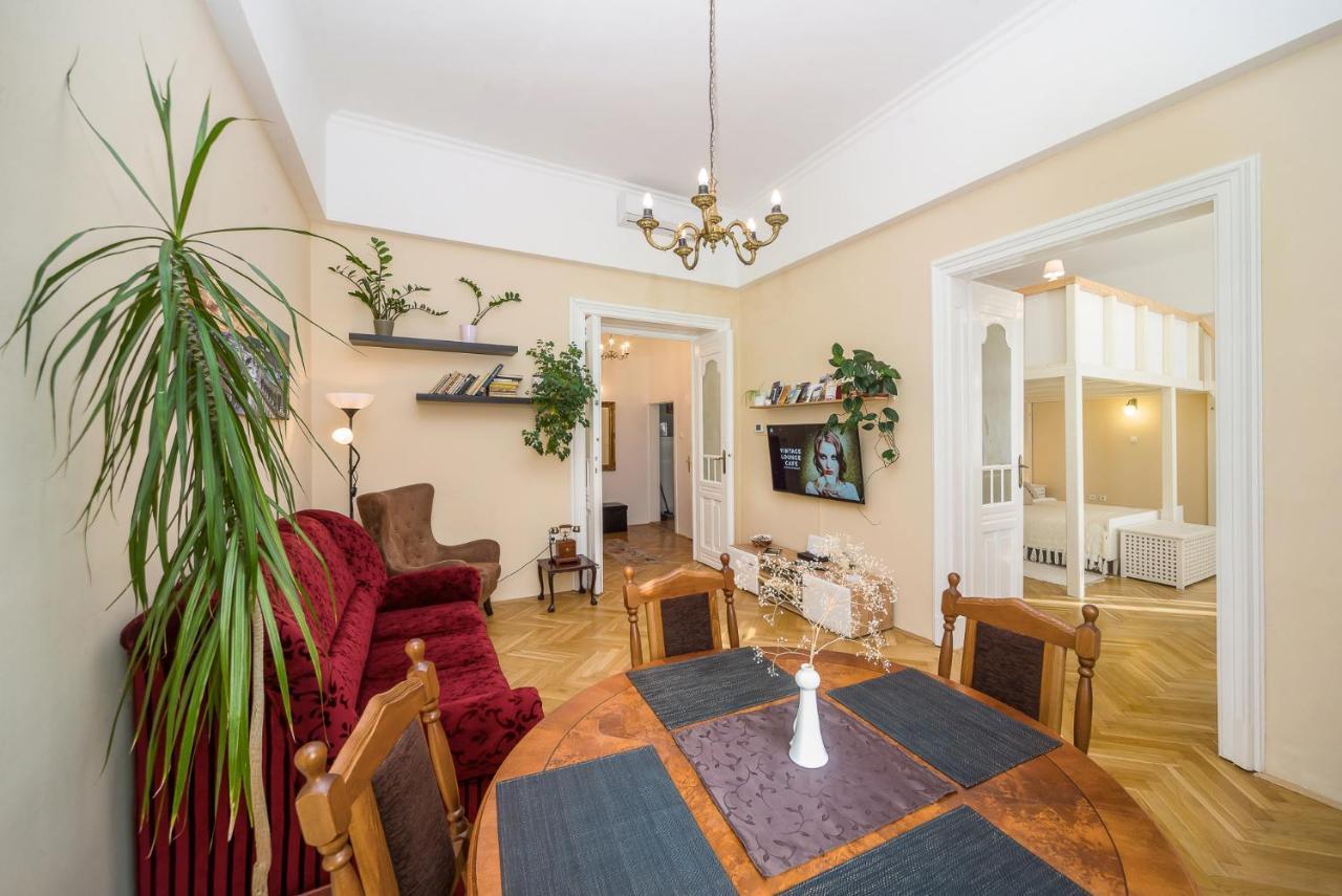 Vintage Apartment Pecs Ngoại thất bức ảnh